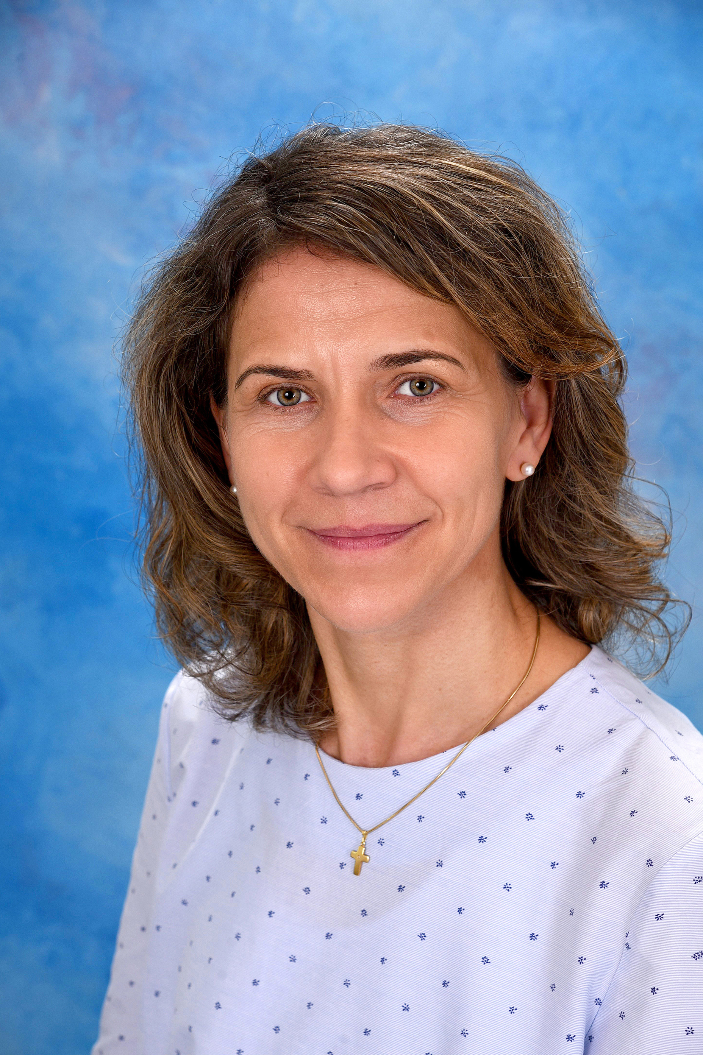 Cobzaru Simona, Lic.